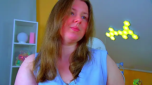 MelodyMoores online show from July 10, 6:58 am