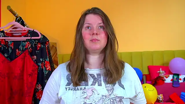 MelodyMoores online show from May 16, 6:38 am