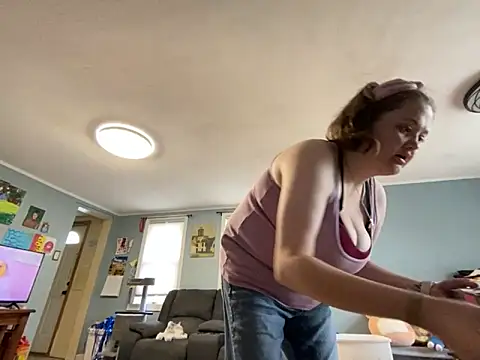 highimmaryjane online show from May 13, 1:39 pm