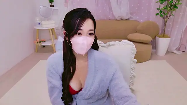 YURIKAsan  online show from April 1, 2:03 pm