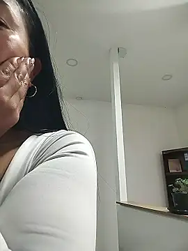 Luna--7 online show from March 24, 2:33 pm