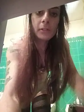 chiara-mario online show from May 23, 8:56 am