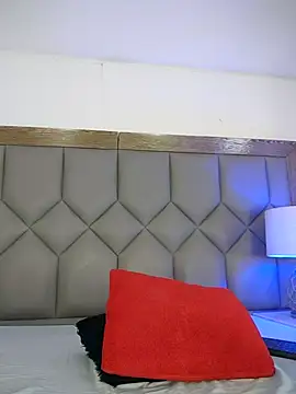AriaMontes online show from May 22, 1:09 pm
