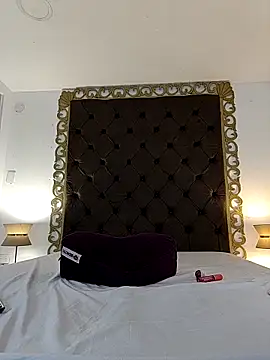 AriaMontes online show from April 11, 11:47 am