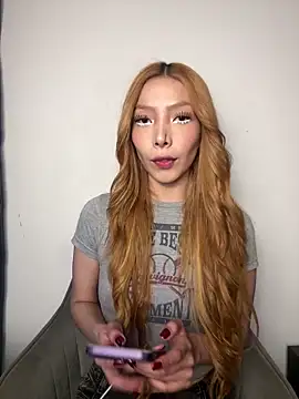 Suki 3 online show from May 13, 10:48 pm