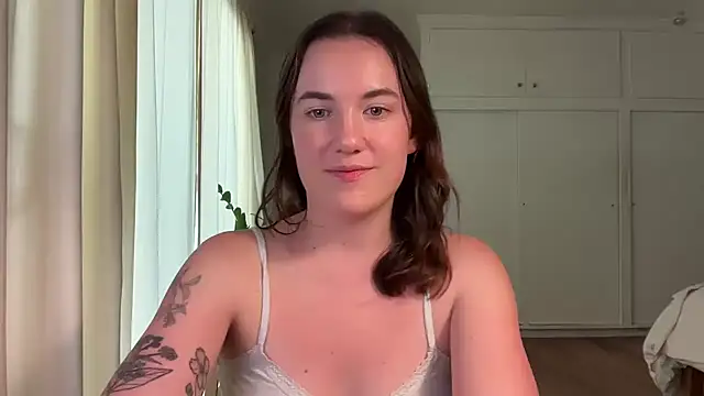 summerxo online show from May 7, 11:19 pm