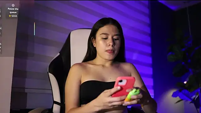 Danaa Rousee  online show from May 12, 9:21 pm