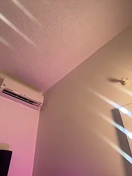 Cristal Williams online show from April 6, 12:06 pm