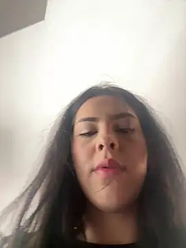 Cristal Williams online show from March 21, 12:10 pm