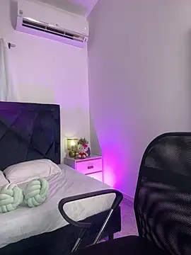 Cristal Williams online show from March 27, 12:28 pm