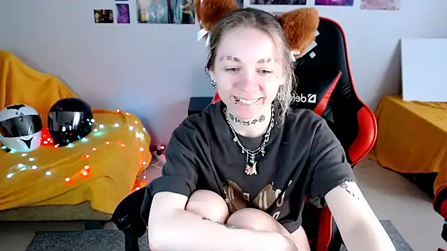 Nica Kawaii online show from May 22, 12:58 pm