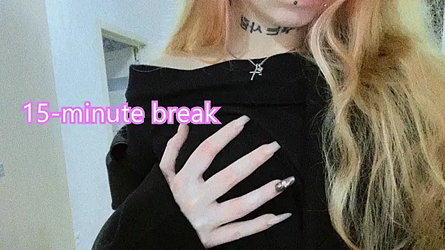 Nica Kawaii online show from March 12, 6:38 am