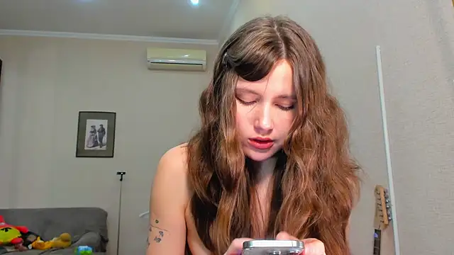 MaryannSofts online show from May 15, 1:36 pm
