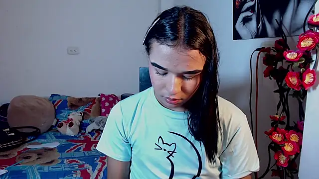Candyy doll   online show from May 14, 5:24 am
