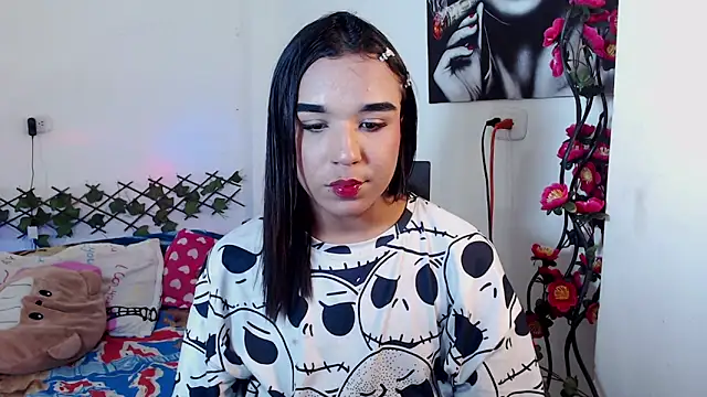 Candyy doll   online show from May 13, 5:24 am