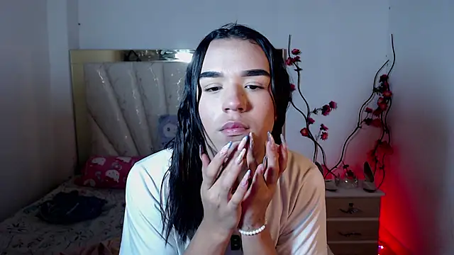 Candyy doll   online show from June 25, 5:12 am