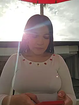 Pretty Julieta online show from May 18, 9:10 pm
