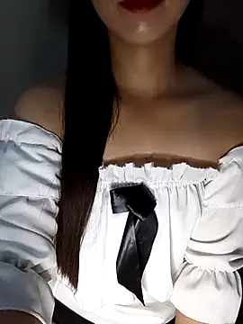 Fiona 2026 online show from May 11, 2:13 am