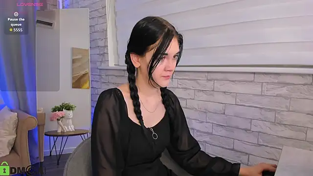 Natasha Shepard online show from March 26, 1:52 am