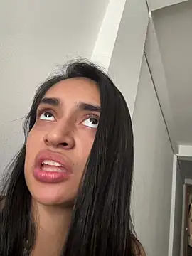 leilani X online show from March 28, 1:32 pm