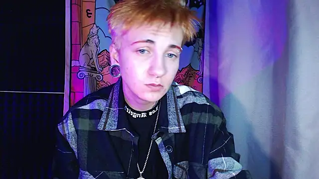 ray-taylorrr online show from March 14, 4:08 pm