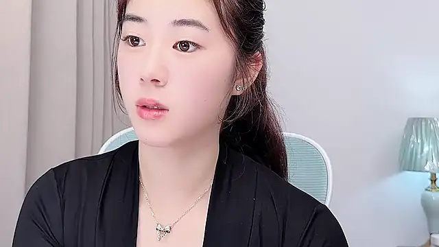 Nicole20266 online show from April 6, 2:22 am