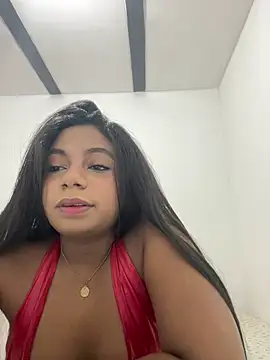 cata rosse  online show from May 31, 6:31 pm
