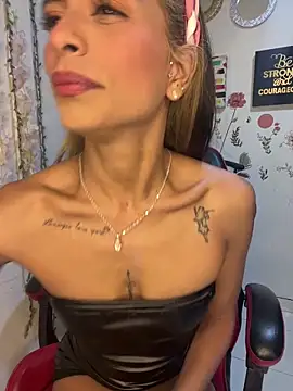 myeli10 online show from April 8, 12:07 pm