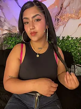 nikol 19x online show from April 6, 7:26 pm