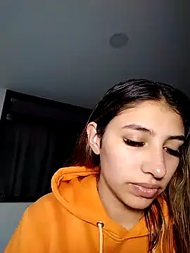 alicee teen online show from March 20, 11:31 pm