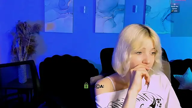  sabrina moore online show from May 17, 11:20 am