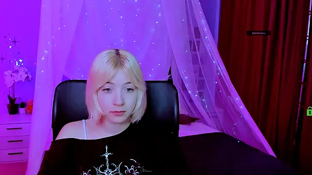  sabrina moore online show from May 6, 8:29 am