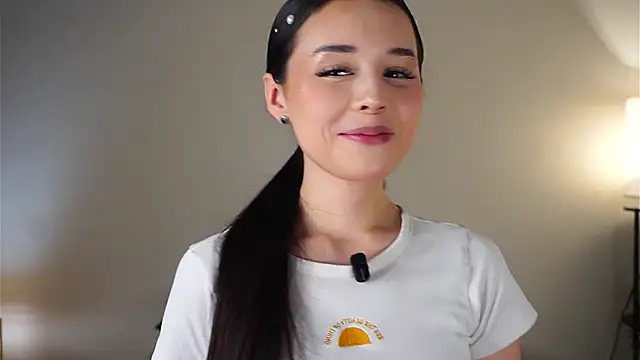 SherleyBorgmann online show from March 15, 5:59 pm