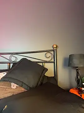 HoneyDemoni online show from March 19, 1:37 pm