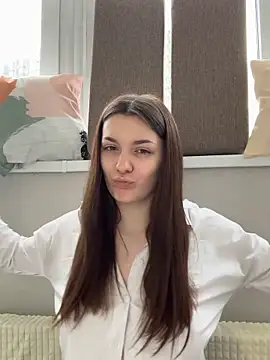 HotCherry18 online show from March 21, 9:25 am