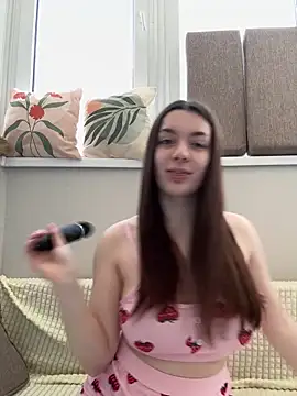 HotCherry18 online show from April 15, 9:54 am