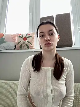 HotCherry18 online show from March 27, 10:27 am