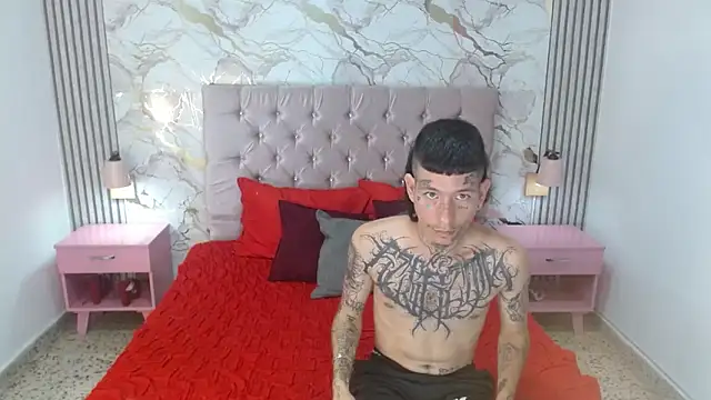 AshlieeGreenn online show from May 14, 8:36 pm