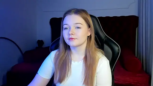 ElinaVale online show from March 31, 5:13 pm