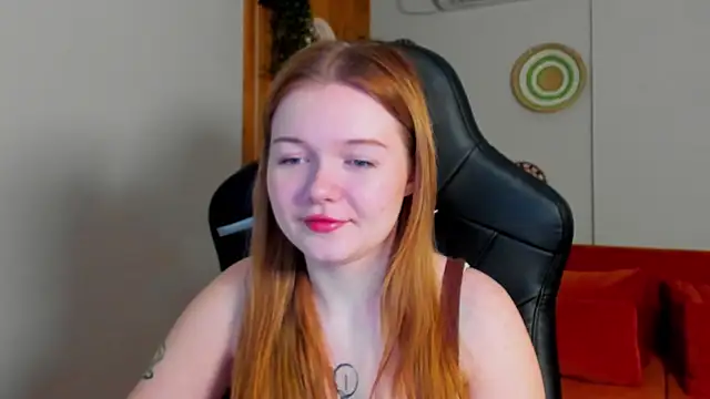 ElinaVale online show from March 22, 5:13 am