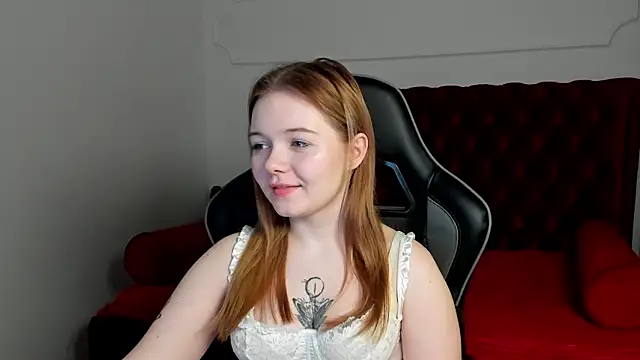 ElinaVale online show from March 23, 5:24 am