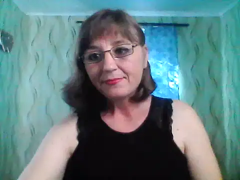 Alisaprice077 online show from May 8, 1:58 pm