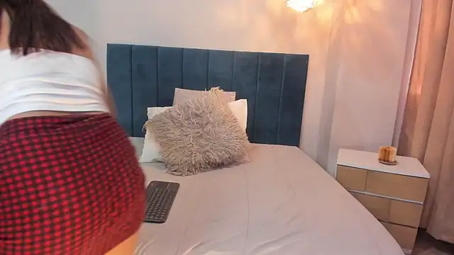 FreyaCameron online show from May 21, 12:58 pm