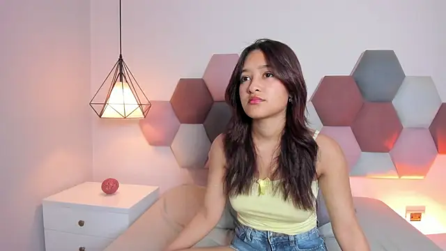 FreyaCameron online show from June 25, 11:45 am