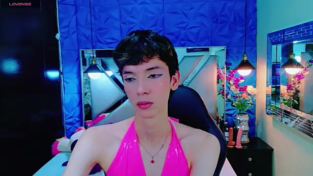 Stefany PiInk online show from May 22, 12:25 pm
