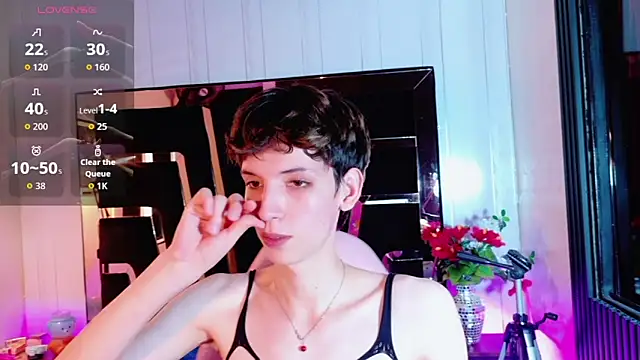 Stefany PiInk online show from May 19, 8:05 pm