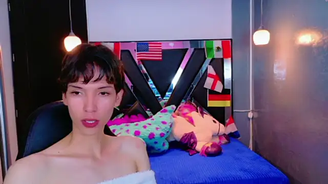 Stefany PiInk online show from July 1, 12:04 pm