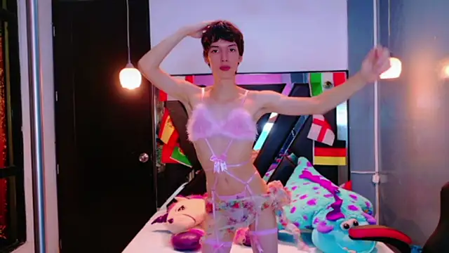Stefany PiInk online show from July 7, 1:47 pm