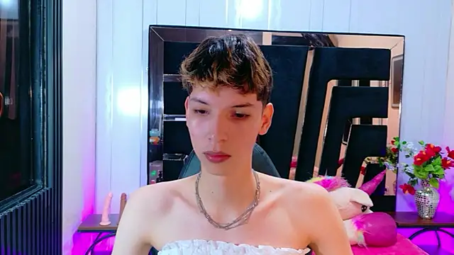 Stefany PiInk online show from March 22, 1:28 pm