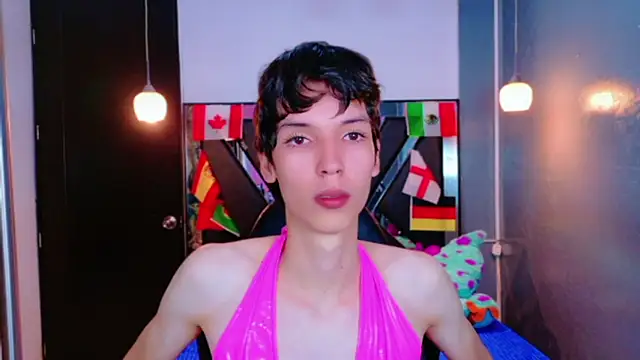 Stefany PiInk online show from July 4, 2:02 pm